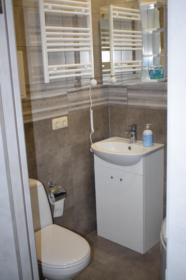 Kandavas Apartments ダウガフピルス エクステリア 写真